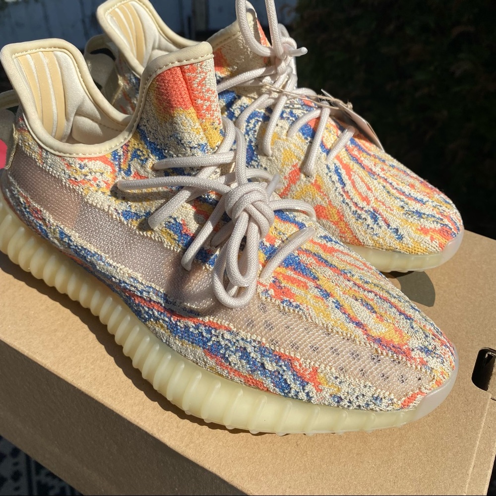 YEEZY BOOST 350 V2 MX Oat